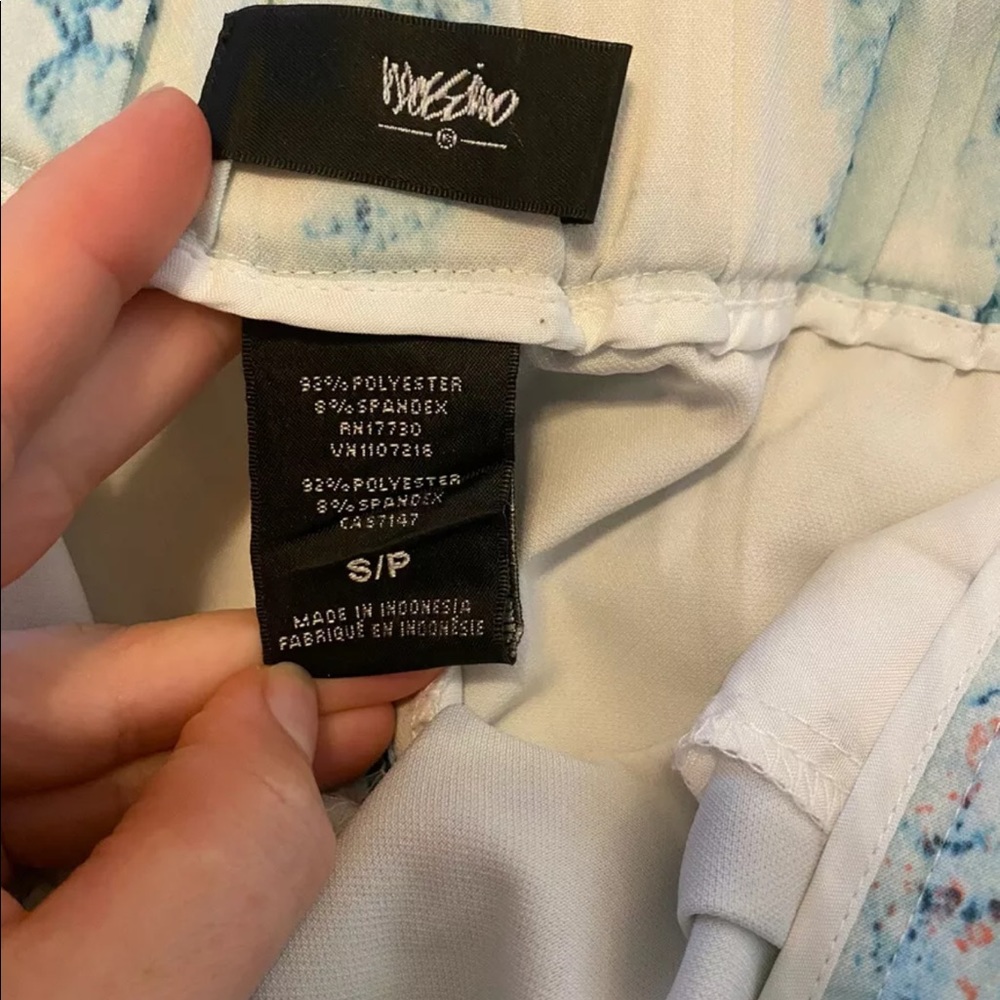 Mossimo WaterColor Blue Pleated Shorts - Picture 5 of 5